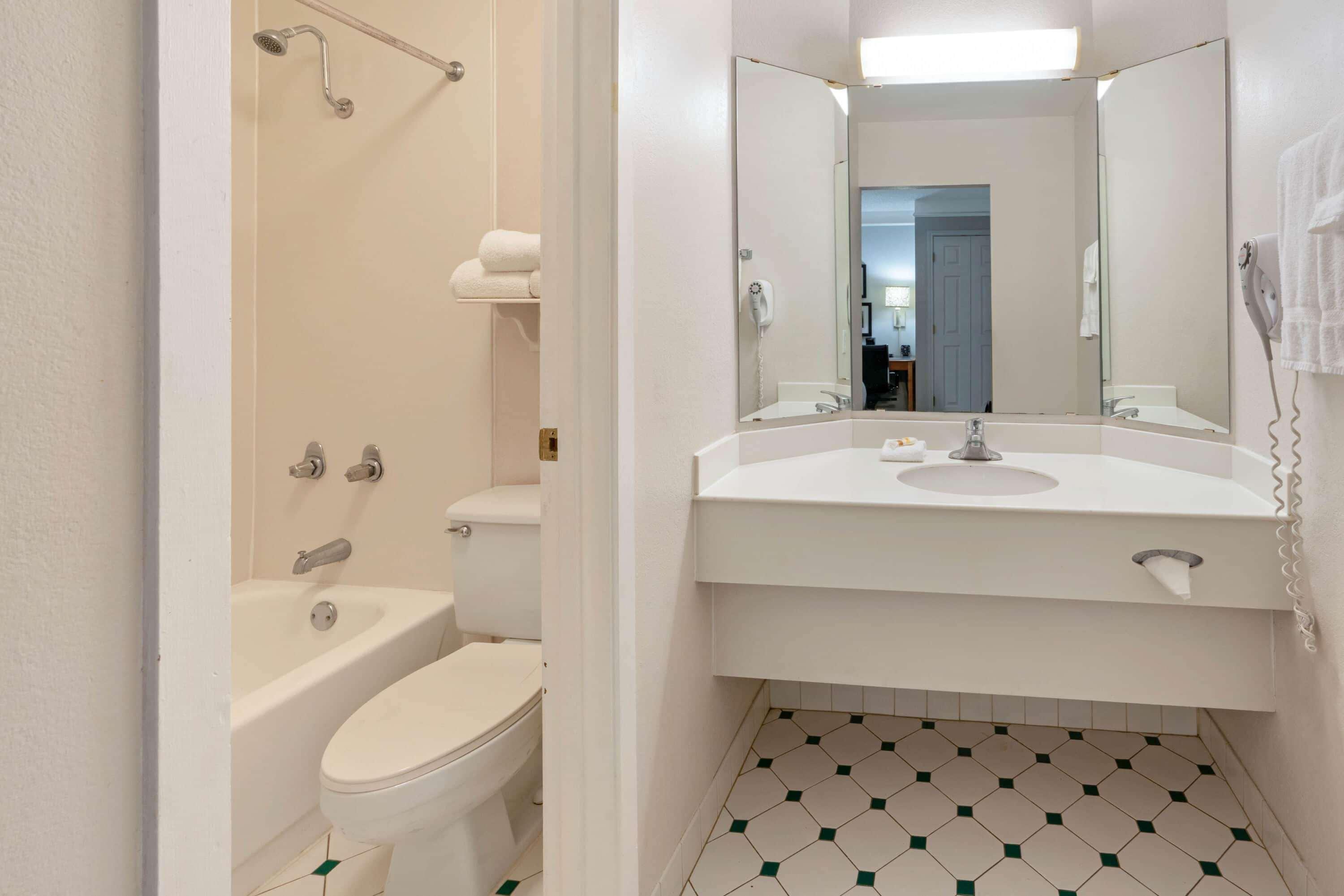 La Quinta Inn By Wyndham Phoenix Sky Harbor Airport Tempe Dış mekan fotoğraf
