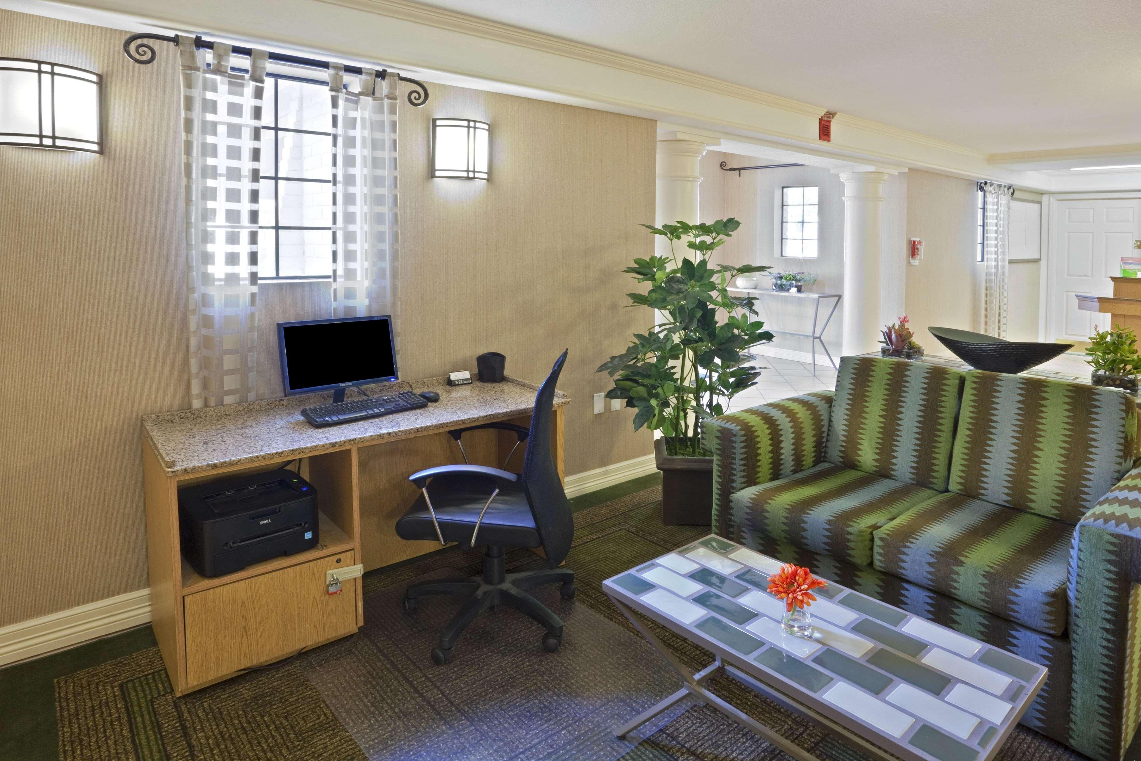 La Quinta Inn By Wyndham Phoenix Sky Harbor Airport Tempe Dış mekan fotoğraf