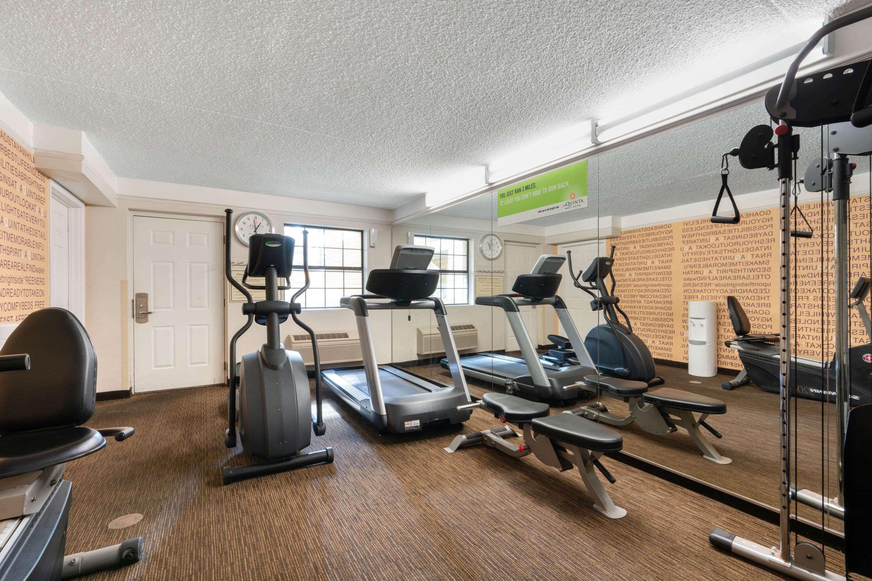 La Quinta Inn By Wyndham Phoenix Sky Harbor Airport Tempe Dış mekan fotoğraf