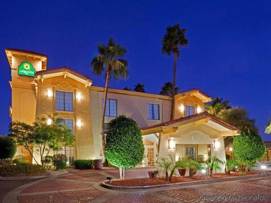 La Quinta Inn By Wyndham Phoenix Sky Harbor Airport Tempe Dış mekan fotoğraf